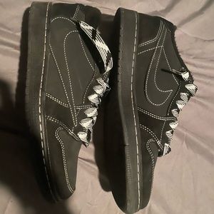 Jordan 1 black phantom